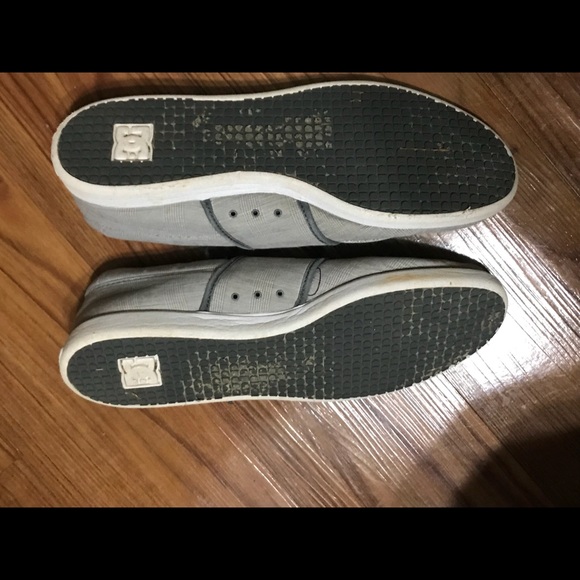 Dc Shoes sz 12 - Picture 3 of 3